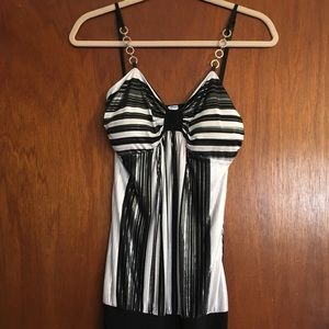 Codigo Dressy Tank Top Top Knot Black White Stripe